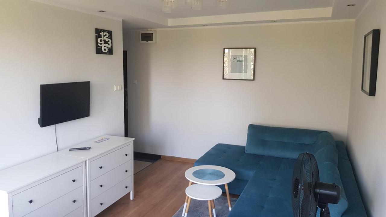 KaliszkiApartament Turkusowyアパートメント エクステリア 写真
