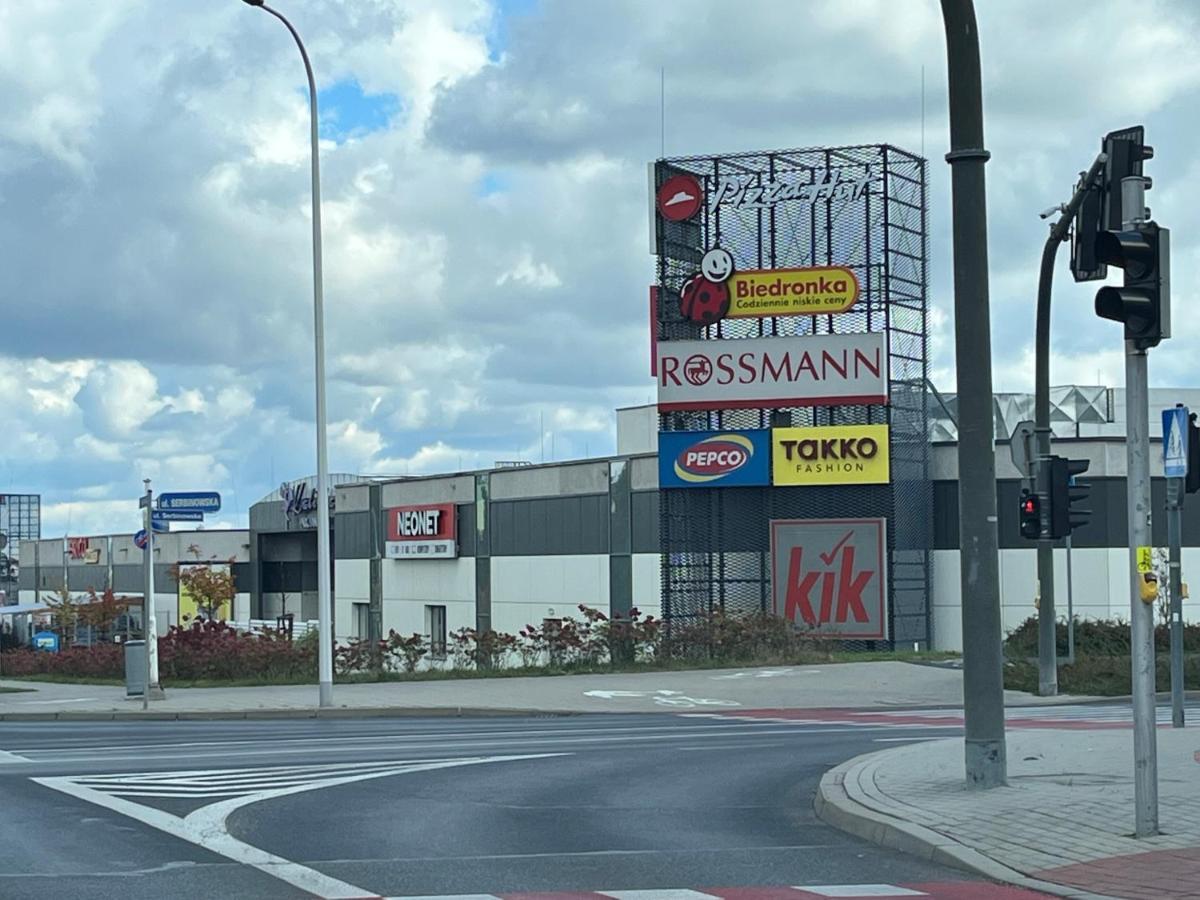 KaliszkiApartament Turkusowyアパートメント エクステリア 写真