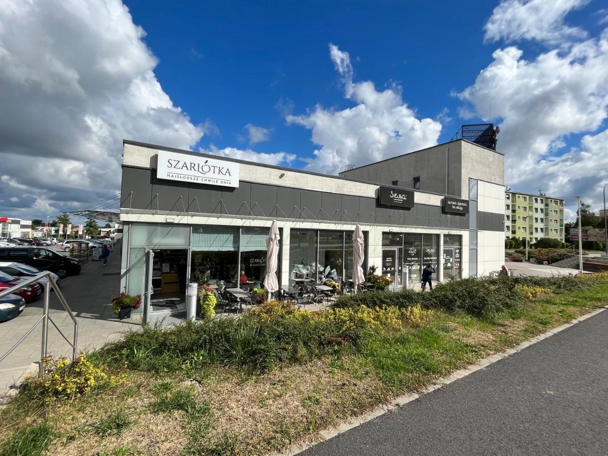KaliszkiApartament Turkusowyアパートメント エクステリア 写真